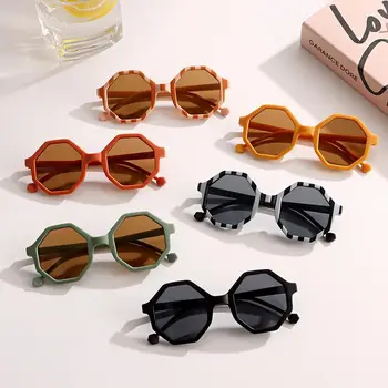 Новые Детские Милые полосатые солнцезащитные очки Polygon UV400 для маленьких девочек, солнцезащитные очки для улицы, Детские очки для защиты глаз
